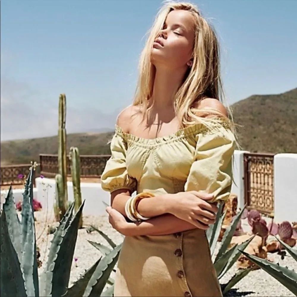 Free People *LIGHT GREEN Reaching For The Sun Top XS